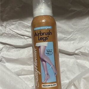 Glow Up with Sally Hansen Airbrush Legs Spray